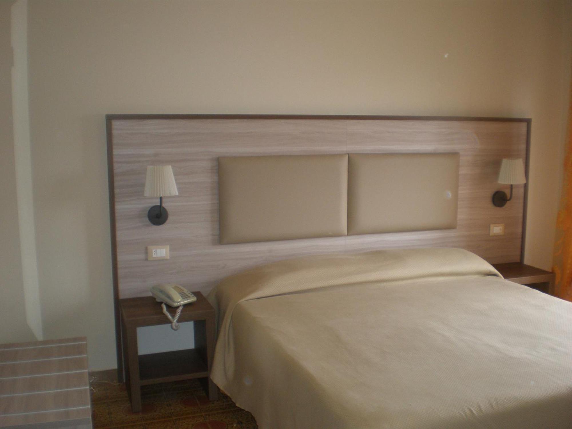 Amelia Dream View Hotel Momigno Buitenkant foto